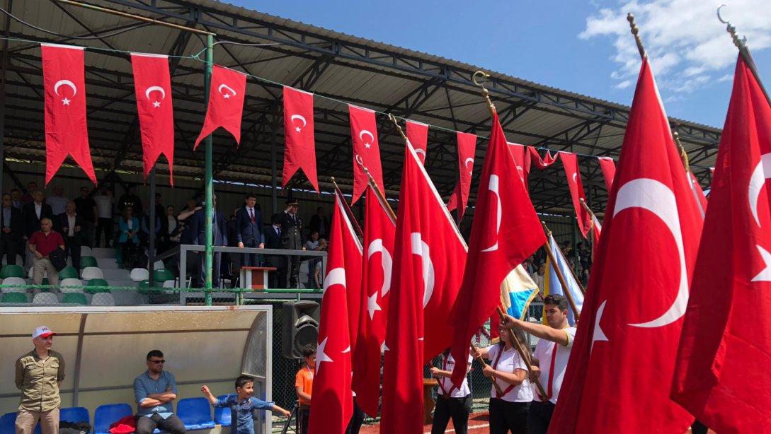 Milli Mücadelemizin Başlangıcının 100. Yılı ve 19 Mayıs Atatürk'ü Anma Gençlik ve Spor Bayramı Coşkuyla Kutlandı