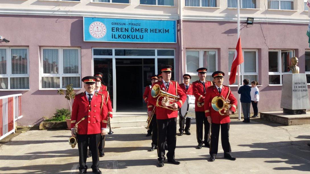 Okullarımızda Giresun Belediyesi Bando Takımı Eşliğinde İstiklal Marşı