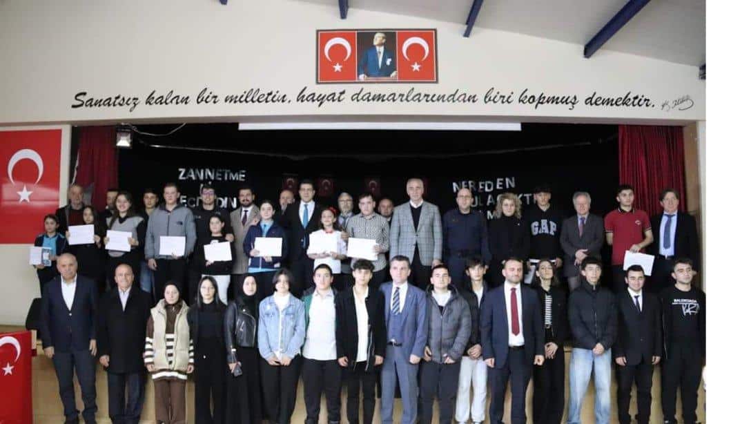 12 Mart İstiklal Marşı'nın Kabulü ve Mehmet Akif Ersoy'u Anma İlçe Programı Gerçekleştirildi 