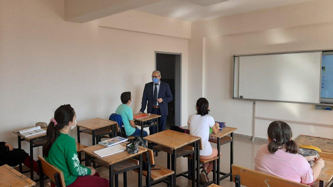 İlçe Milli Eğitim Müdürümüz Yunus Aydın'dan Yüz Yüze Eğitime Başlayan Okullarımıza Ziyaret